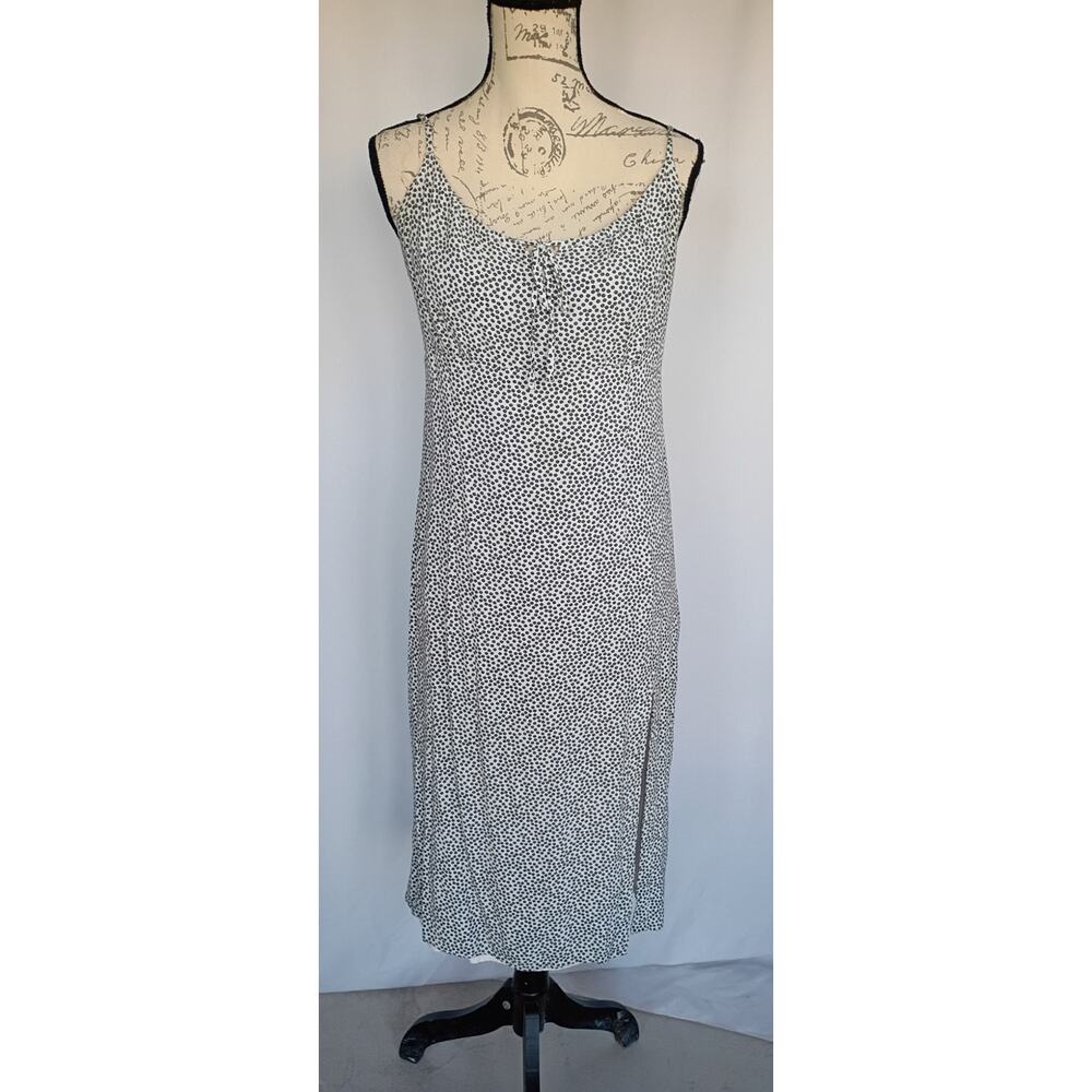Abercrombie‎ & Fitch - White/Black Floral Ditzy Polka Dot Midi Dress Size L